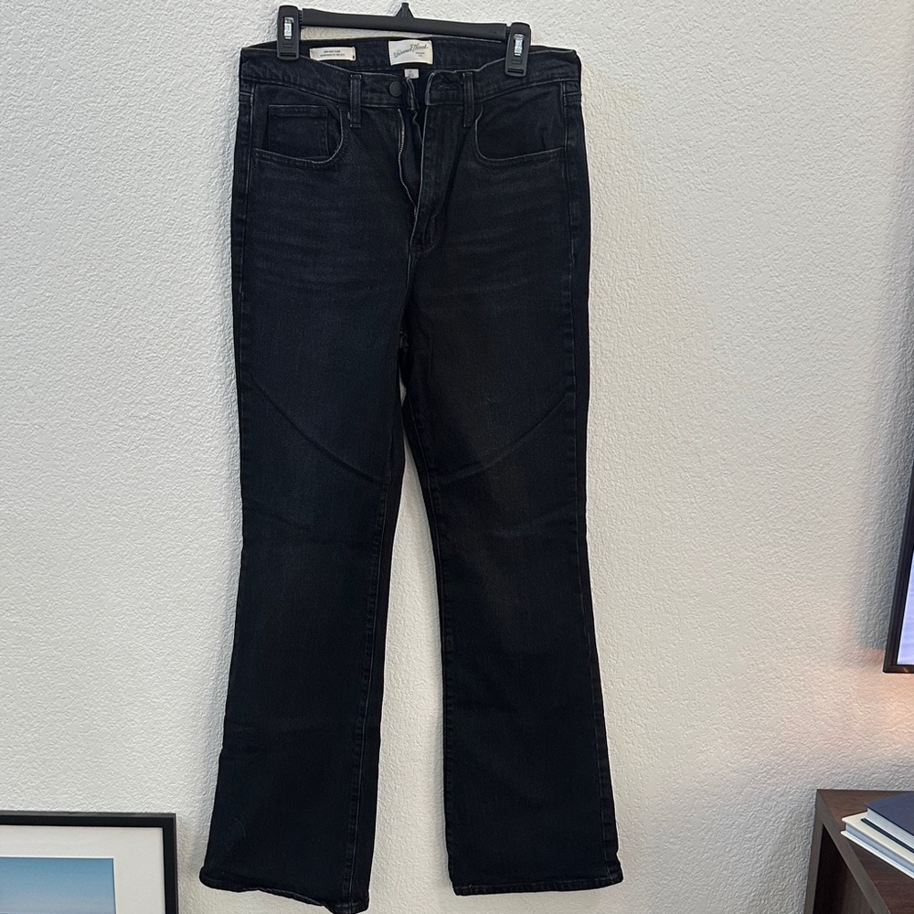 Universal Thread Black High Rise Flare Jeans